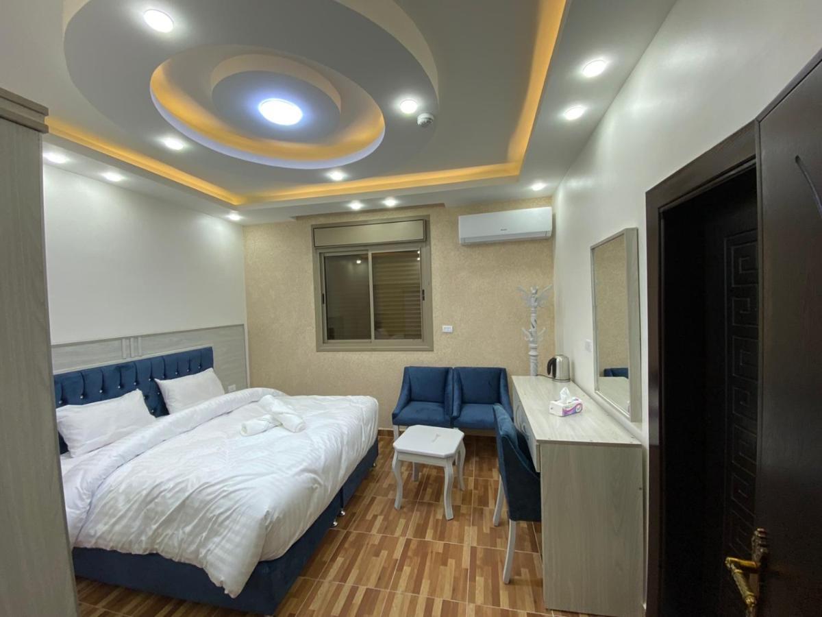 Treasury Terrace Apartments Wadi Musa Exterior photo