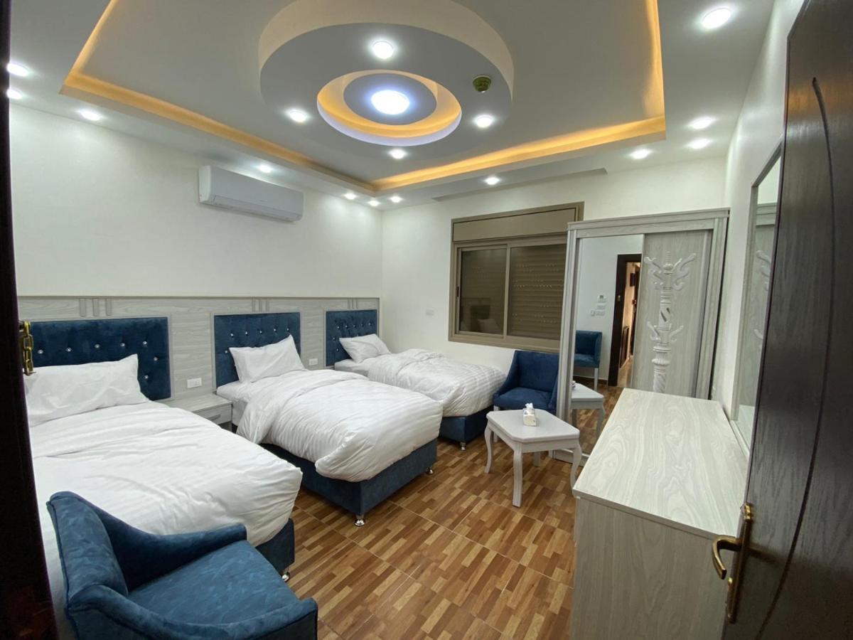Treasury Terrace Apartments Wadi Musa Exterior photo