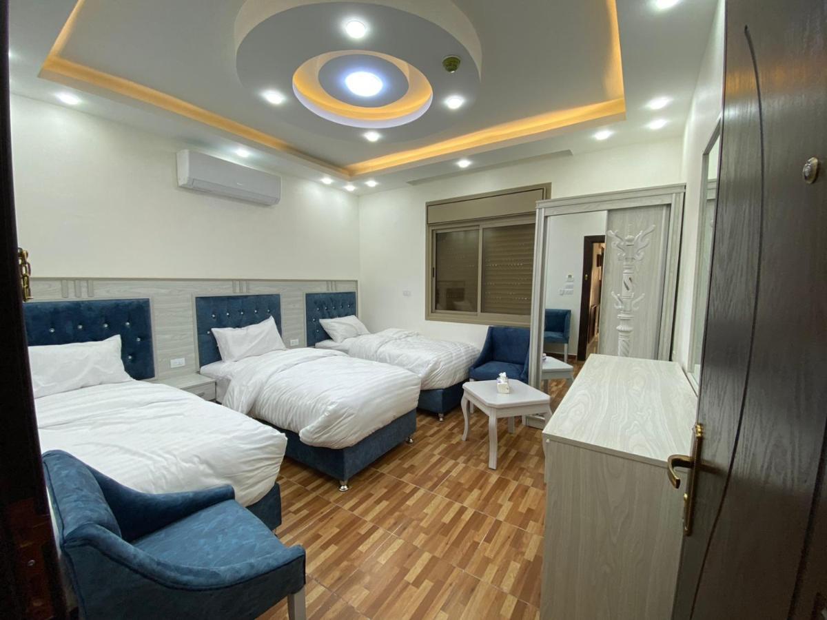 Treasury Terrace Apartments Wadi Musa Exterior photo